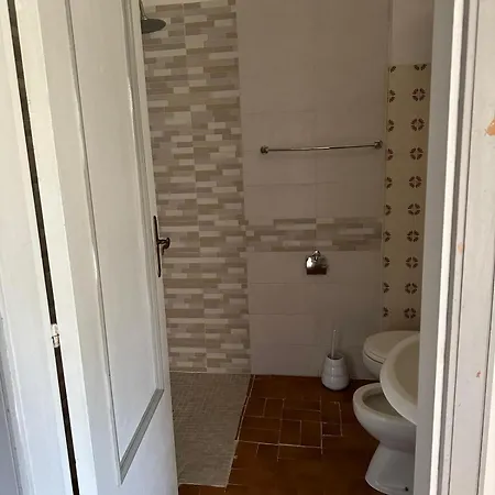 Il Villaggio A 100 Mt Dal Mare A 1000 Mt Dal Porto Di Cilento Coast Hotel *