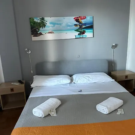 Hotel Il Villaggio A 100 Mt Dal Mare A 1000 Mt Dal Porto Di Cilento Coast *